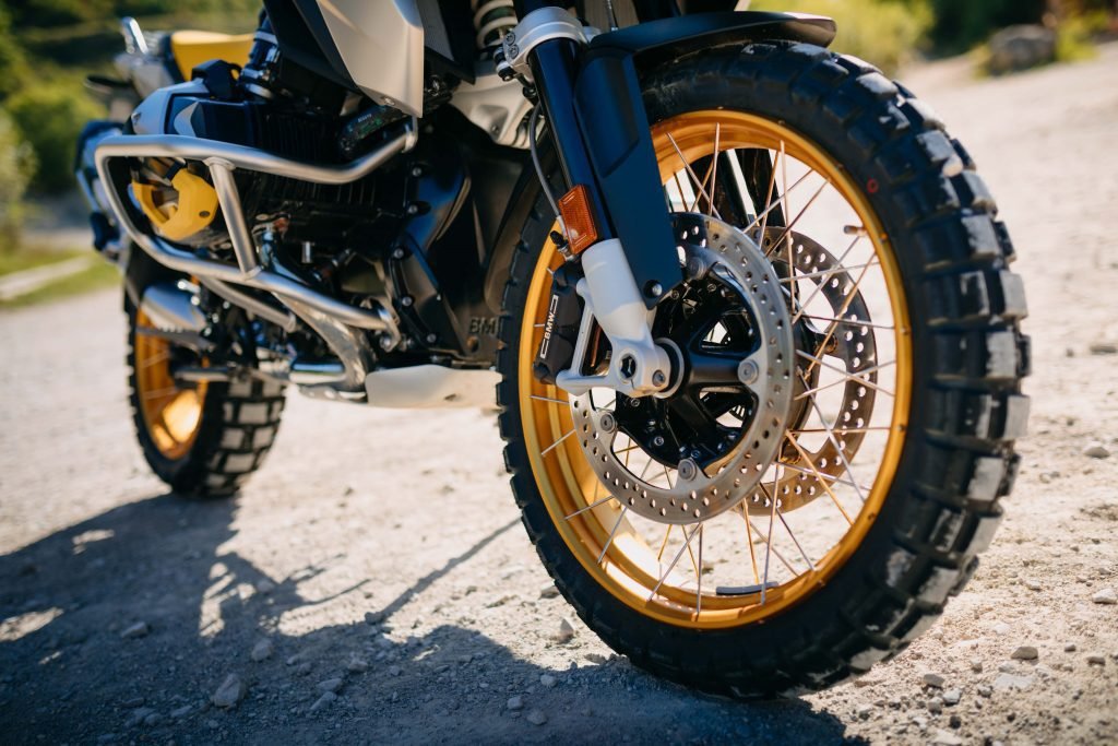 bmw knobbly tyres off-road