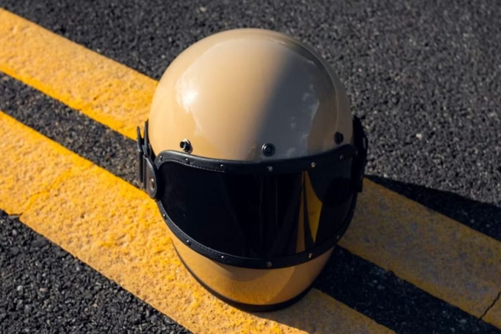helmet on double yellow lines - inspect motorcycle helmet