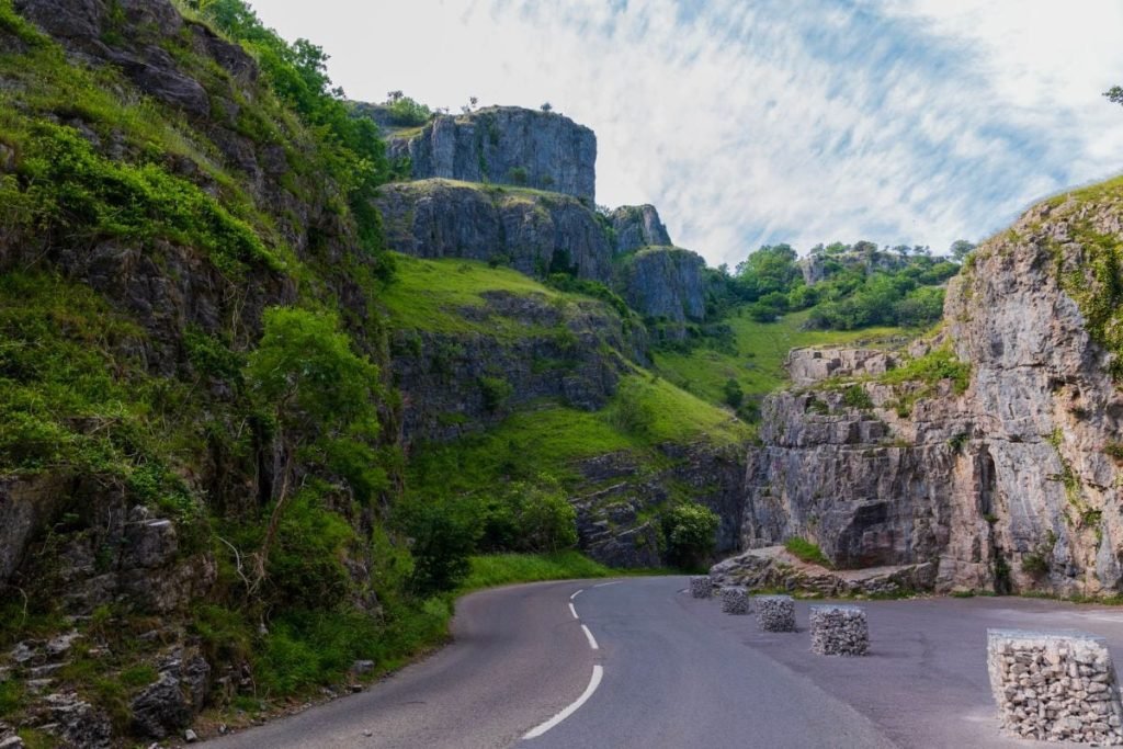 scenic roads UK - cheddar gorge